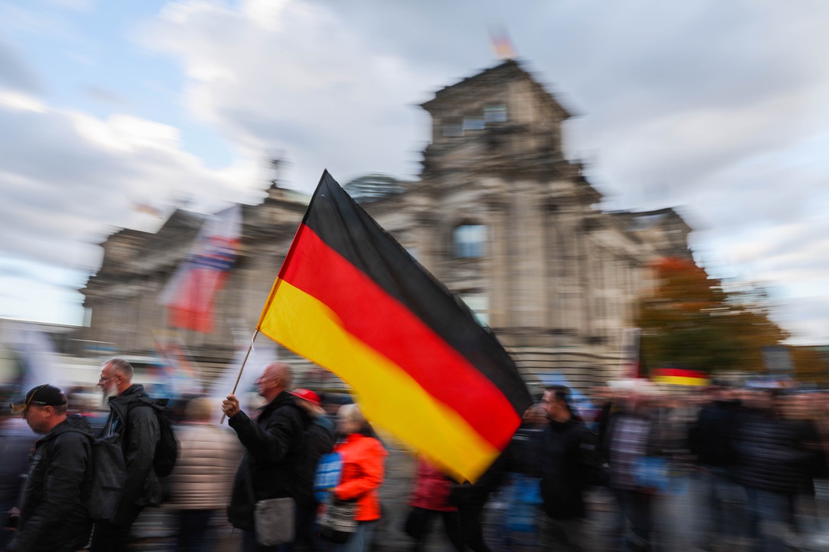 Germany &quot;rested on its laurels&quot; too long, report finds