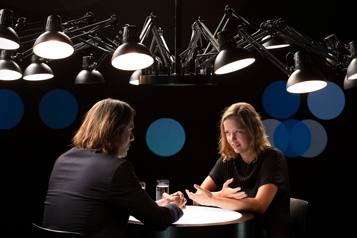 &quot;Es geht ums Überleben&quot;: Richard David Precht spricht im ZDF mit Klima-Aktivistin Carla Reemtsma (FOTO)