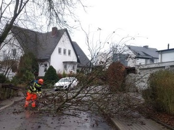 FW-EN: Mehrere Einsätze aufgrund der Wetterlage für die Hattinger Feuerwehr