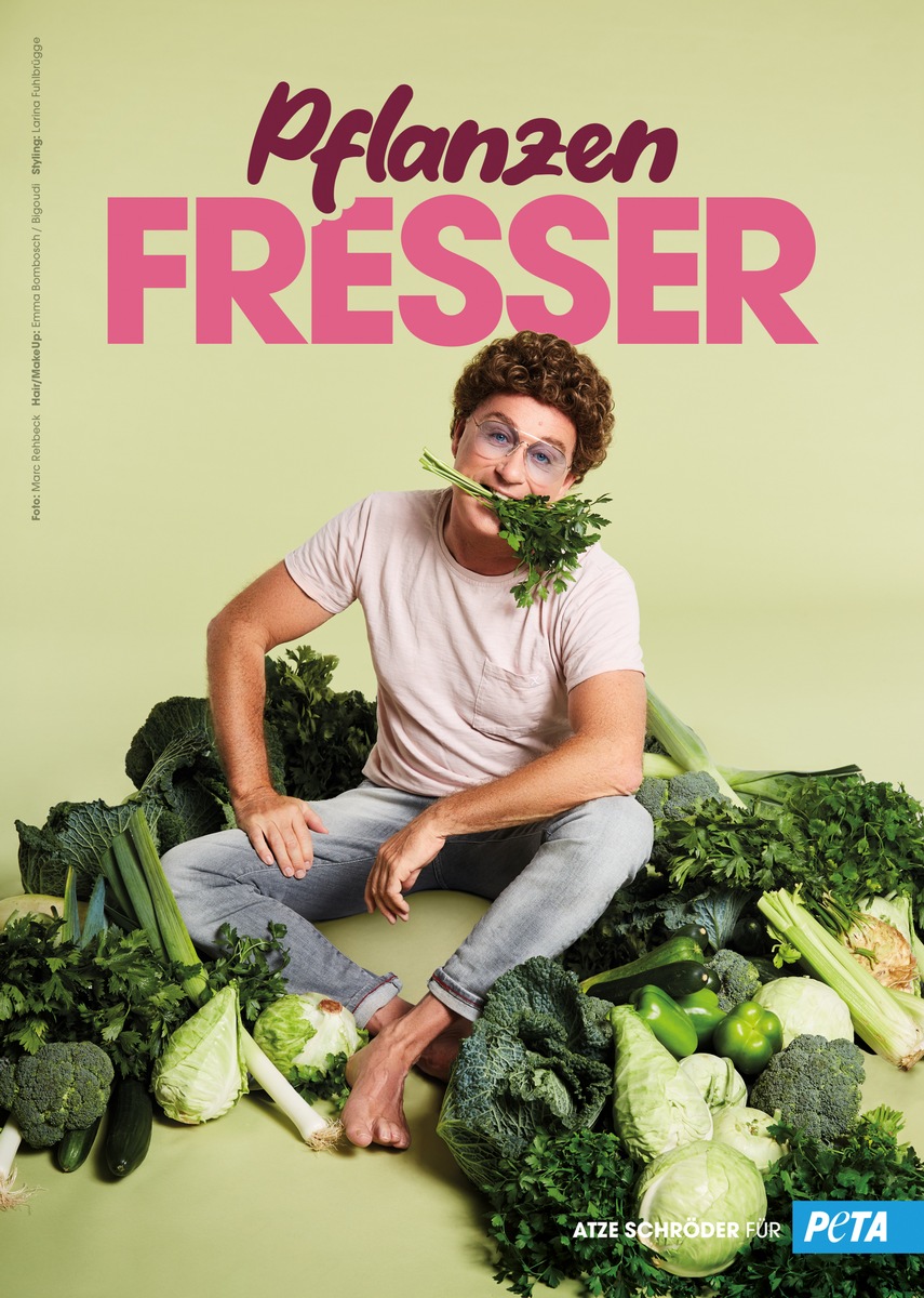 Atze Schröder präsentiert neues PETA-Motiv: "Ich in meiner tragenden ... Atze Schröder präsentiert neues PETA-Motiv: "Ich in meiner tragenden ...