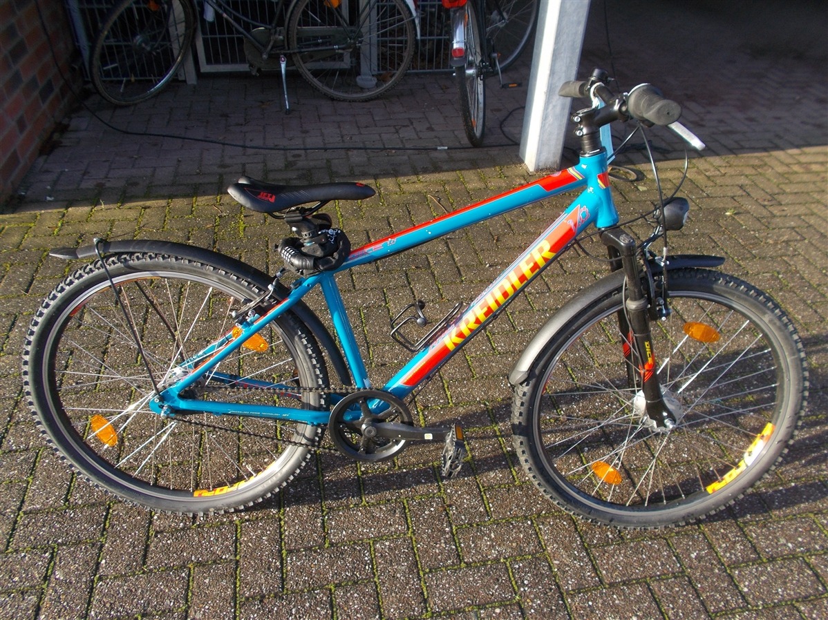 POL-NE: Mit Haftbefehl Gesuchter auf gestohlenem Rad unterwegs - Wem gehört das Mountainbike? (Foto in der Anlage)