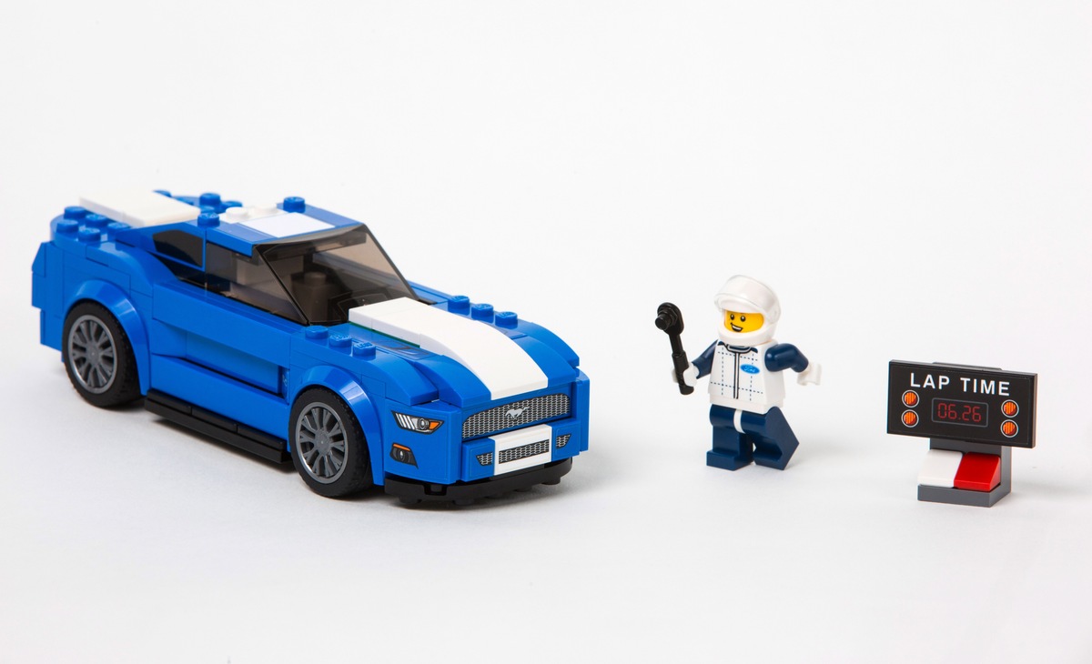 Traumautos für Groß und Klein: Ford Mustang und F-150 Raptor starten als LEGO &quot;Speed Champions&quot; (FOTO)