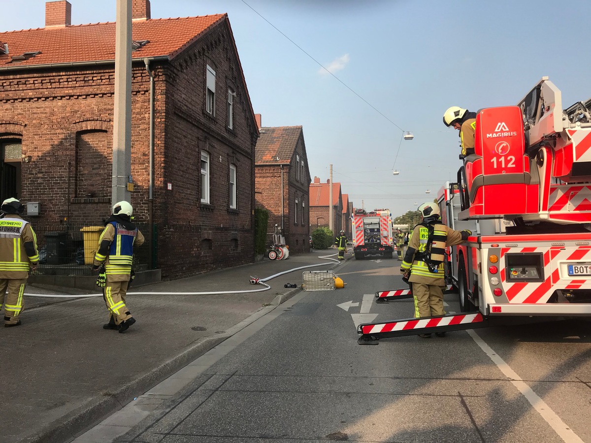 FW-BOT: Brand in Badezimmer