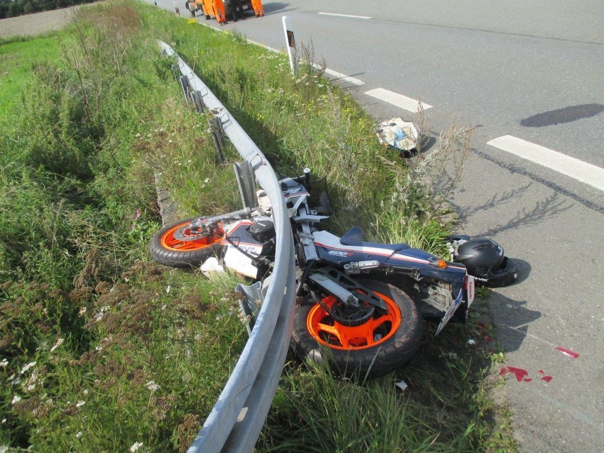 POL-NI: Motorradfahrerin verunglückt auf Bundesstraße 83