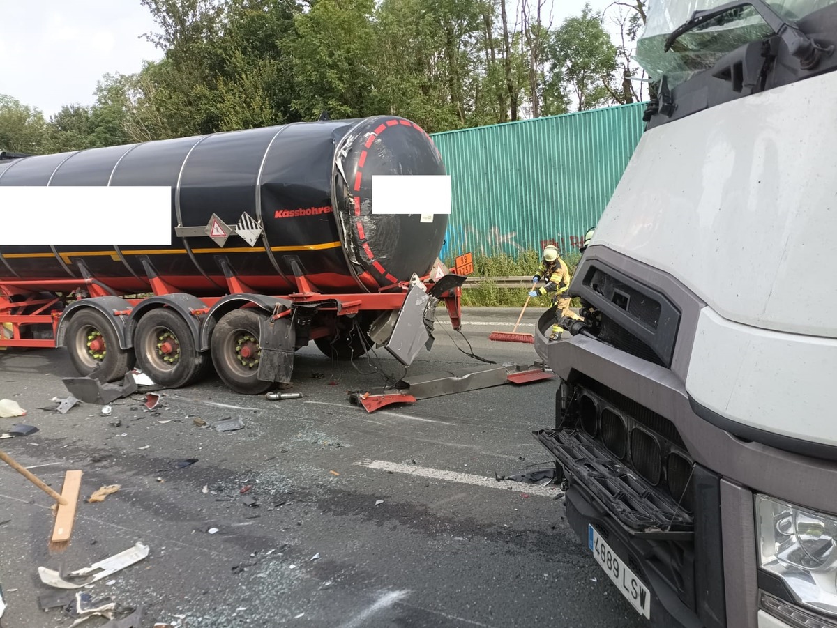 FW-EN: Verkehrsunfall auf der BAB1: Feuerwehr Gevelsberg im Einsatz