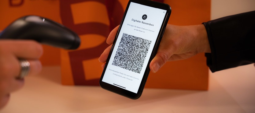 Breuninger introduces digital receipts / For a more sustainable future