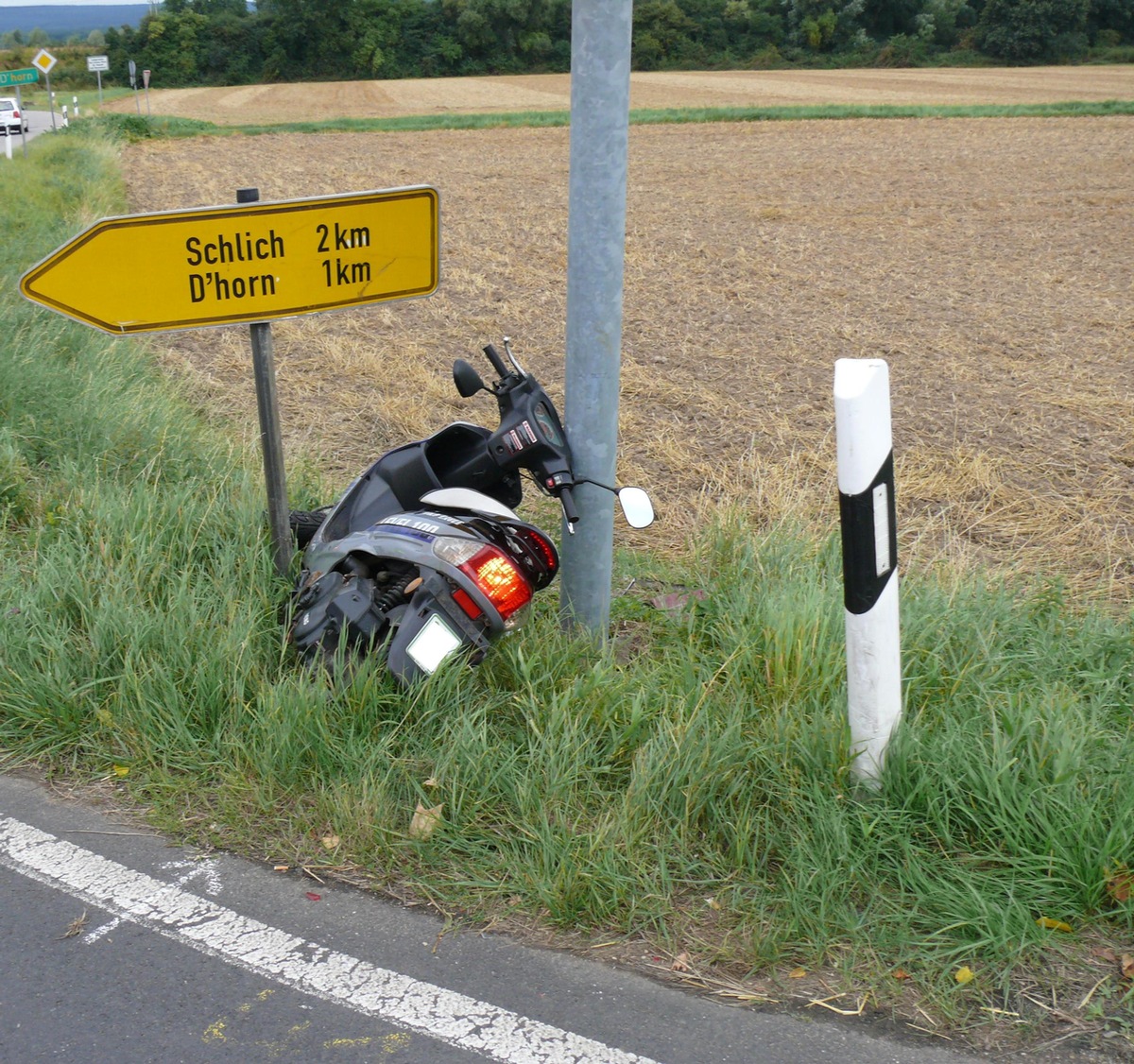 POL-DN: Rollerfahrer schwer verletzt