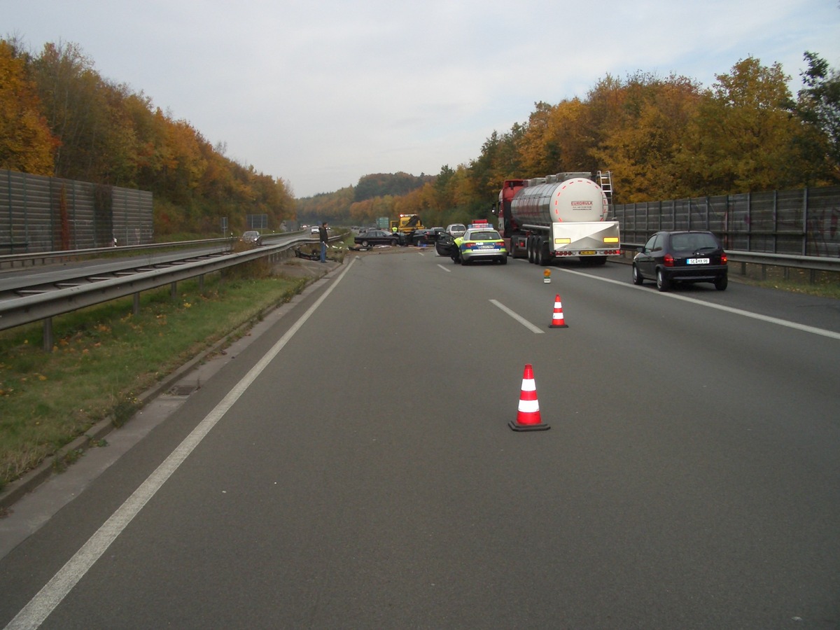 POL-WL: A 261 - Unfall mit verletzter Person