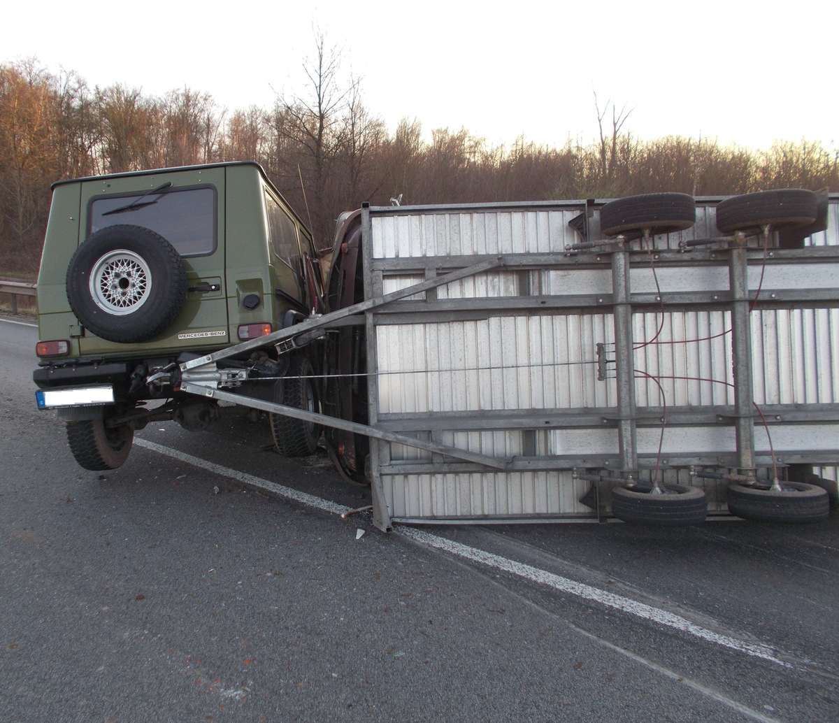 POL-PDLD: Verkehrsunfall mit Vollsperrung A65