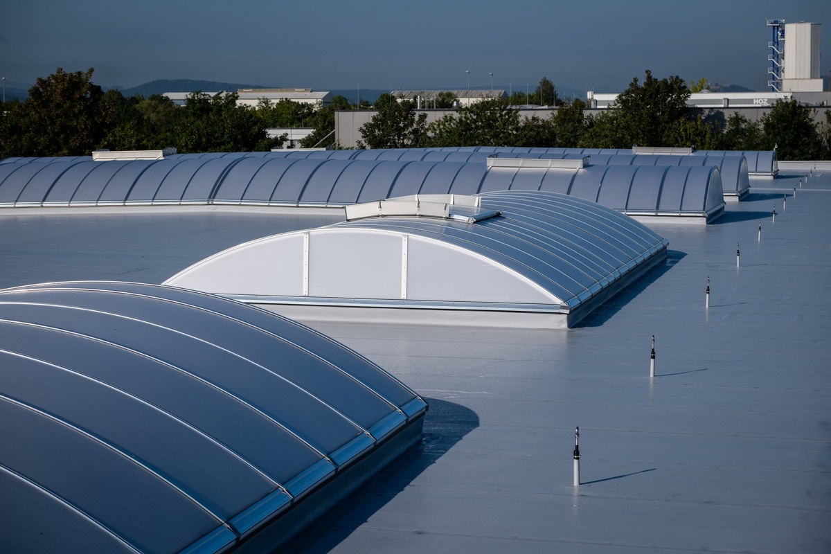 LAMILUX Continuous Rooflight B: Four new certifications