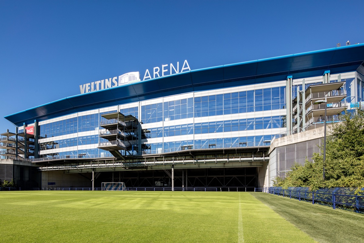 Brauerei bleibt für mindestens zehn weitere Jahre Namensgeber 
der Veltins-Arena