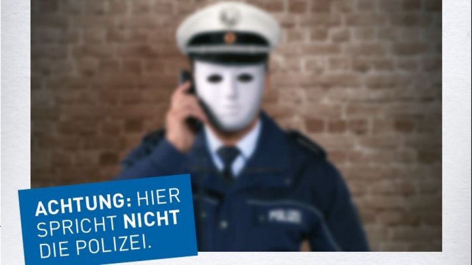 POL-NE: Falscher Polizist in Neuss erfolgreich - Wer hat etwas beobachtet?