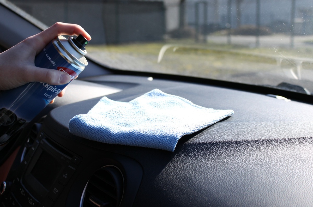 Pressemitteilung | Für sonnige Ausflüge: Mit einem sauberen Auto in den Frühling