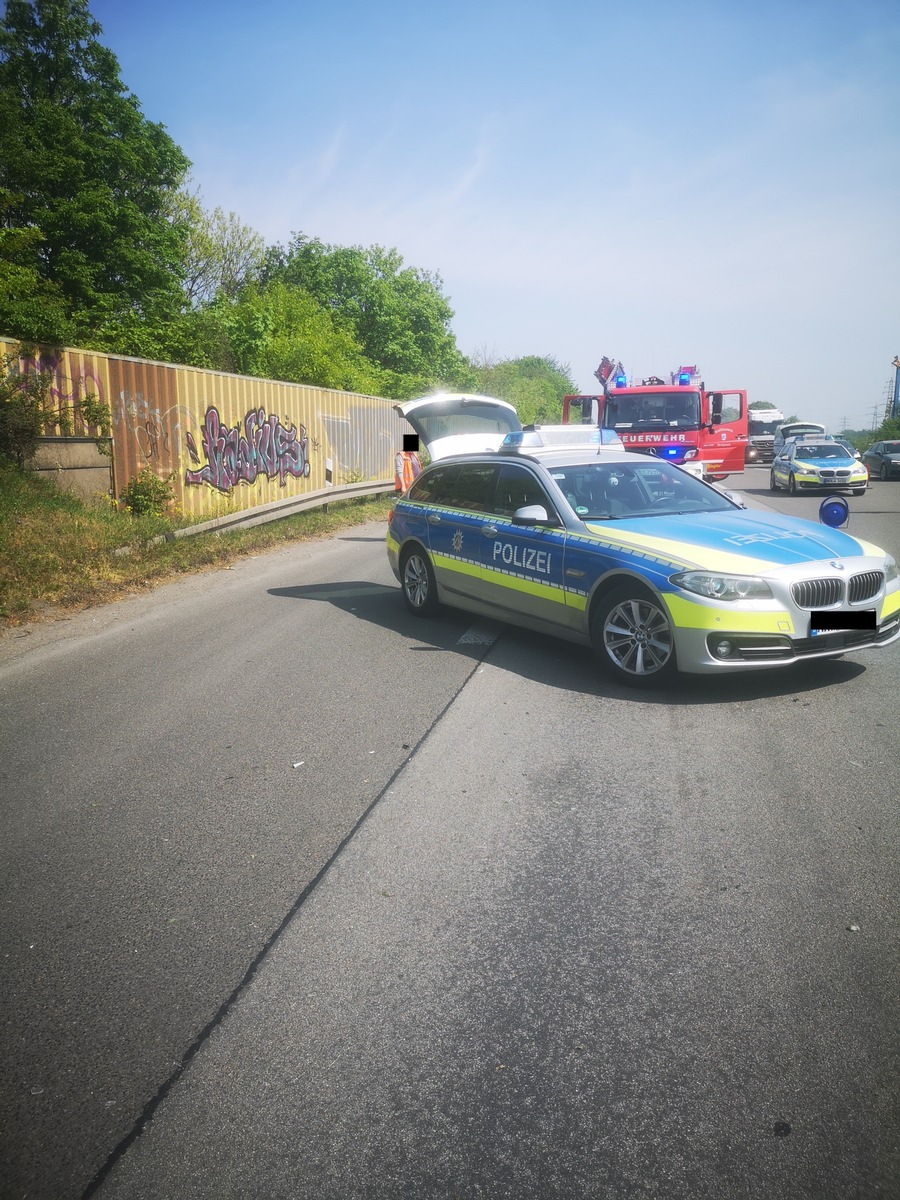 FW-OB: Zwei Verletzte nach Verkehrsunfall auf der Autobahn