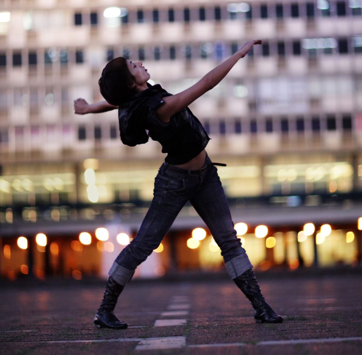 Festival della danza del Percento culturale Migros  22 aprile - 13 maggio 2010  Steps#12: il mondo in danza