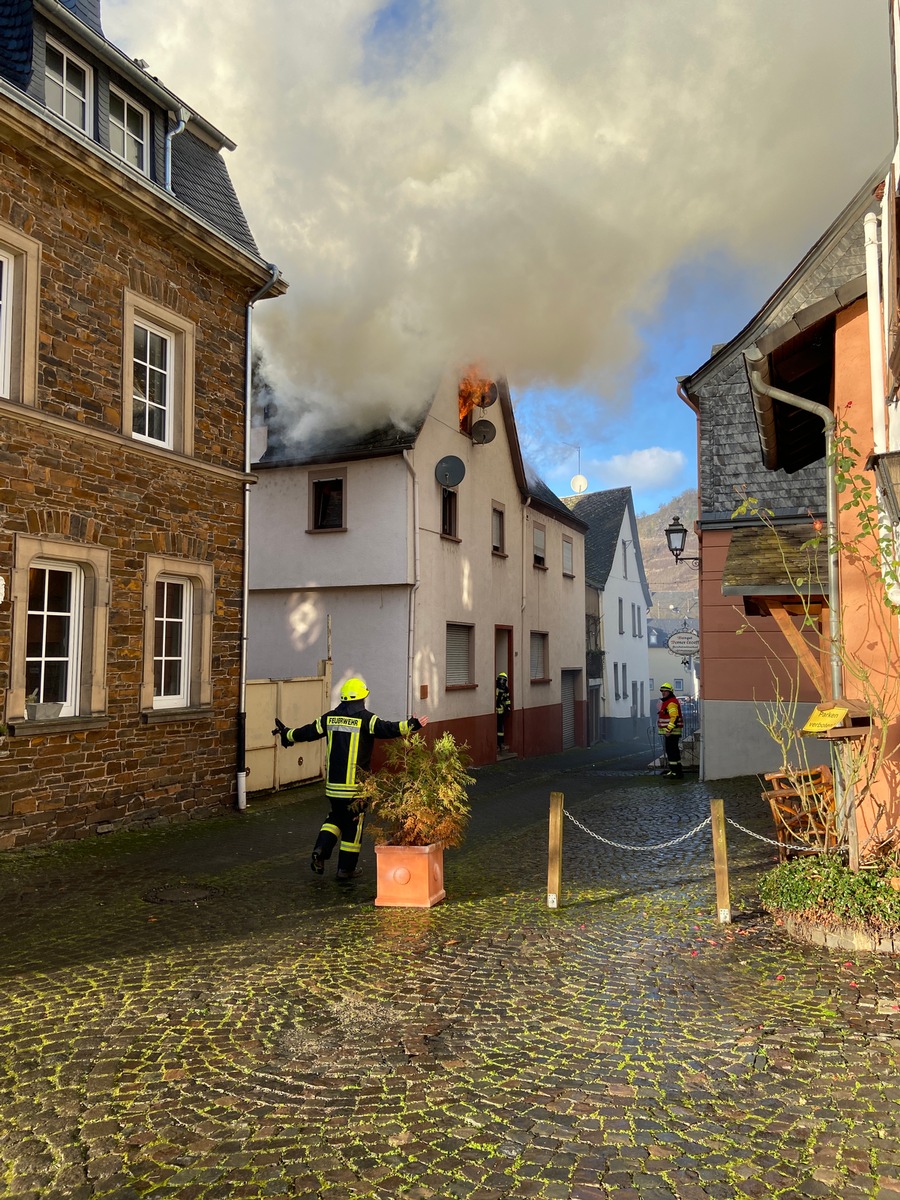 POL-PDWIL: Brand eines Wohnhauses