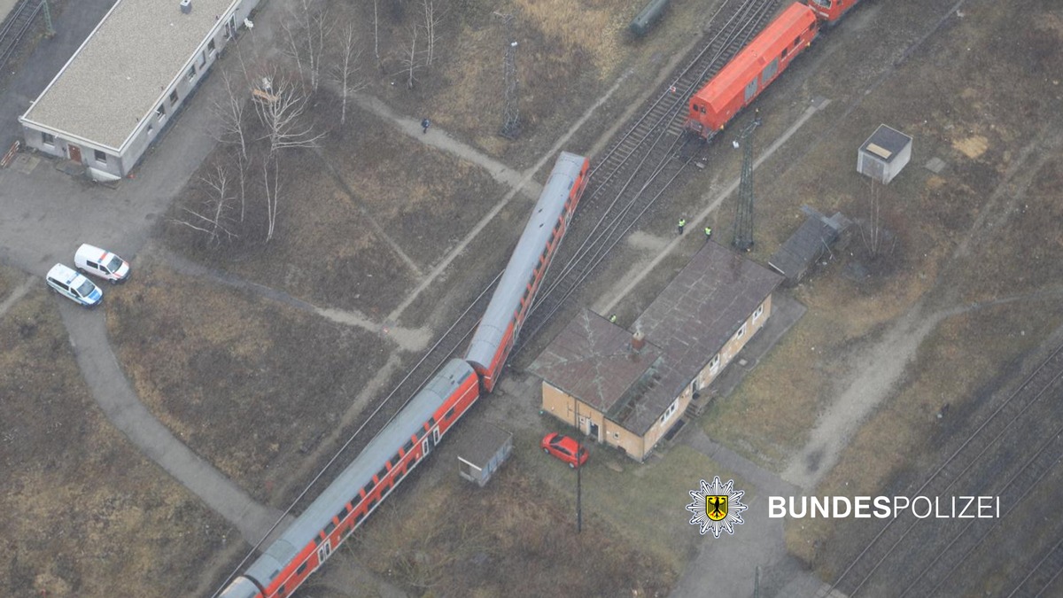 Bundespolizeidirektion München: Entgleisung während Rangierfahrt / Bundespolizei ermittelt wegen eines Gefährlichen Eingriffs in den Schienenverkehr