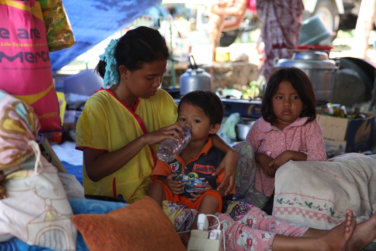 Erdbeben/Tsunami Indonesien: Helfer kommen nur mühsam voran / Bündnisorganisationen von &quot;Aktion Deutschland Hilft&quot; starten gemeinsames Projekt zur Trinkwasserversorgung