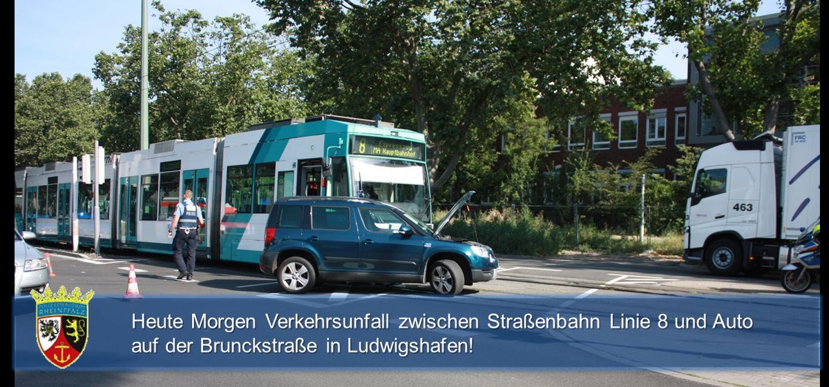 POL-PPRP: Zusammenstoß zwischen Straßenbahn und Auto