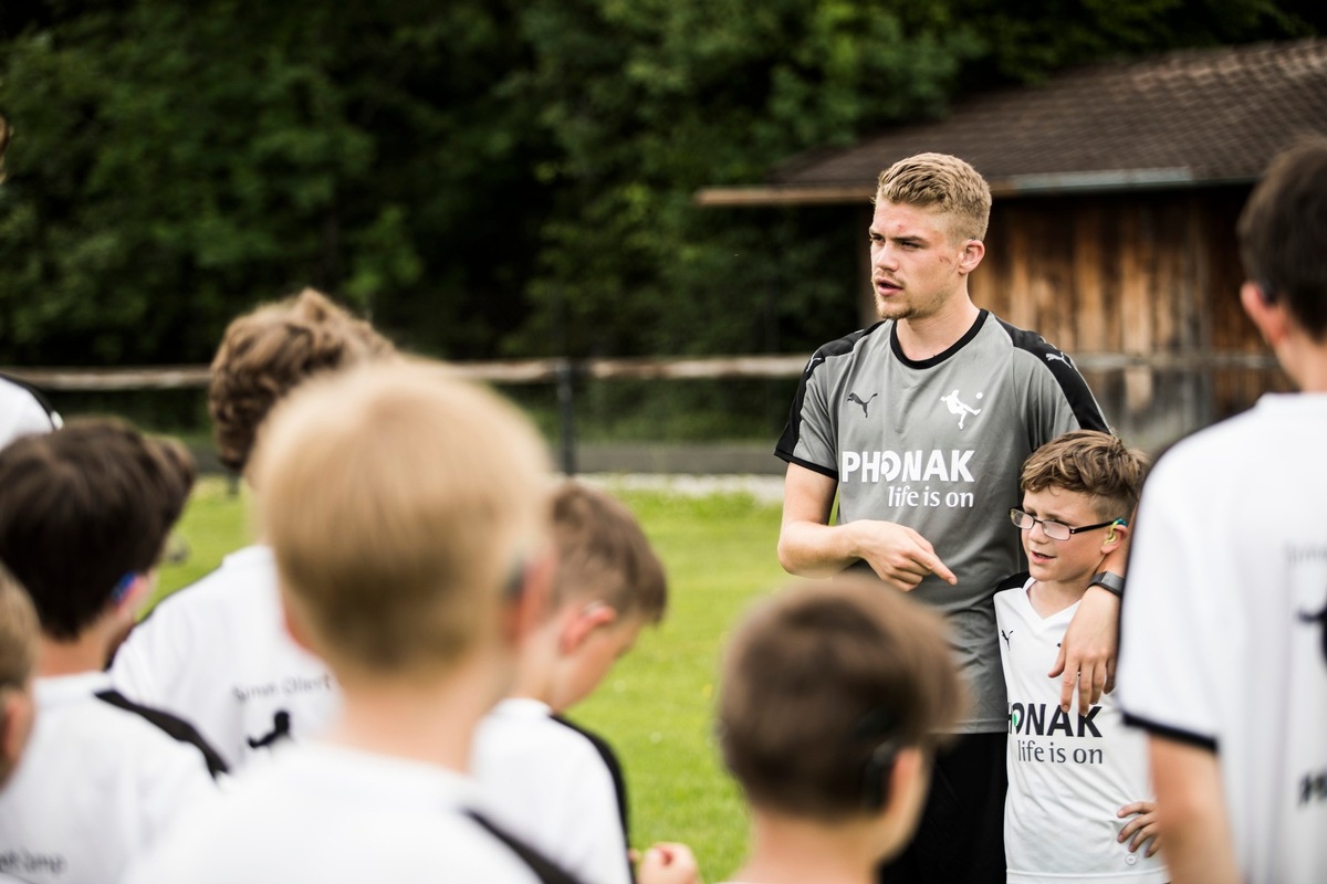 Sonova unterstützt Gründung eines inklusiven Fussballclubs