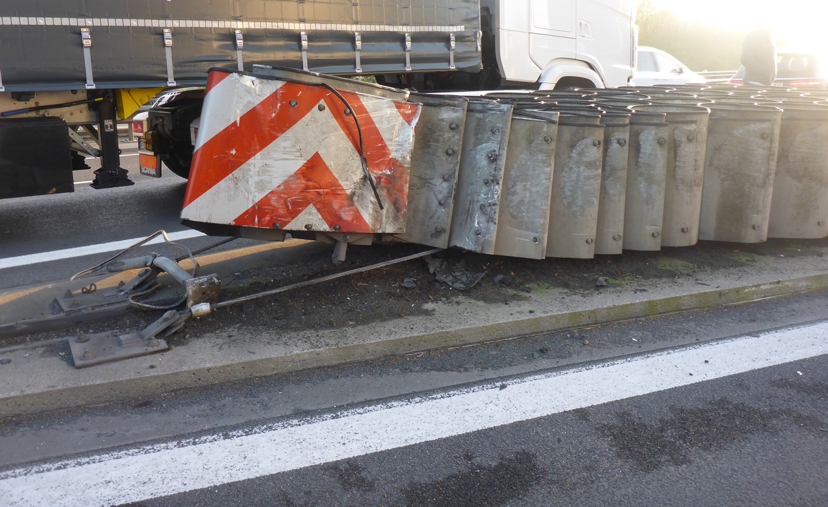 POL-BI: Bielefelder auf der A2 bei Unfall schwer verletzt