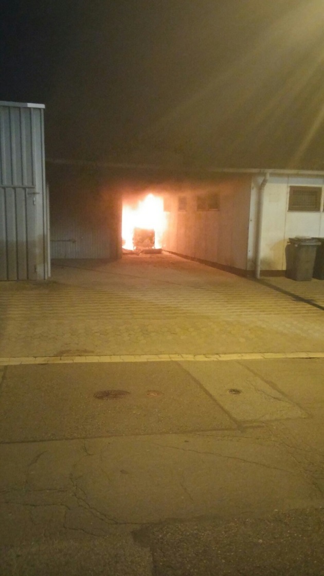 POL-PPRP: Brand bei einer Betonfirma