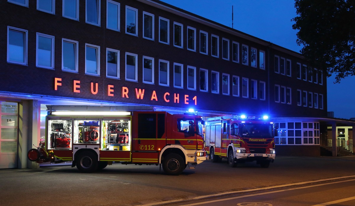 FW-GE: Nächtlicher Kellerbrand in Bulmke-Hüllen