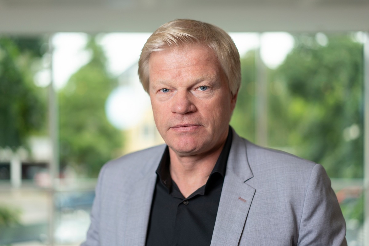 Oliver Kahn ist DDW-Ehrenpreisträger 2022 / Der Vorstandsvorsitzende des FC Bayern nimmt den Preis am 4. November bei dem Festakt &quot;Innovator des Jahres&quot; im Berlin Capital Club entgegen