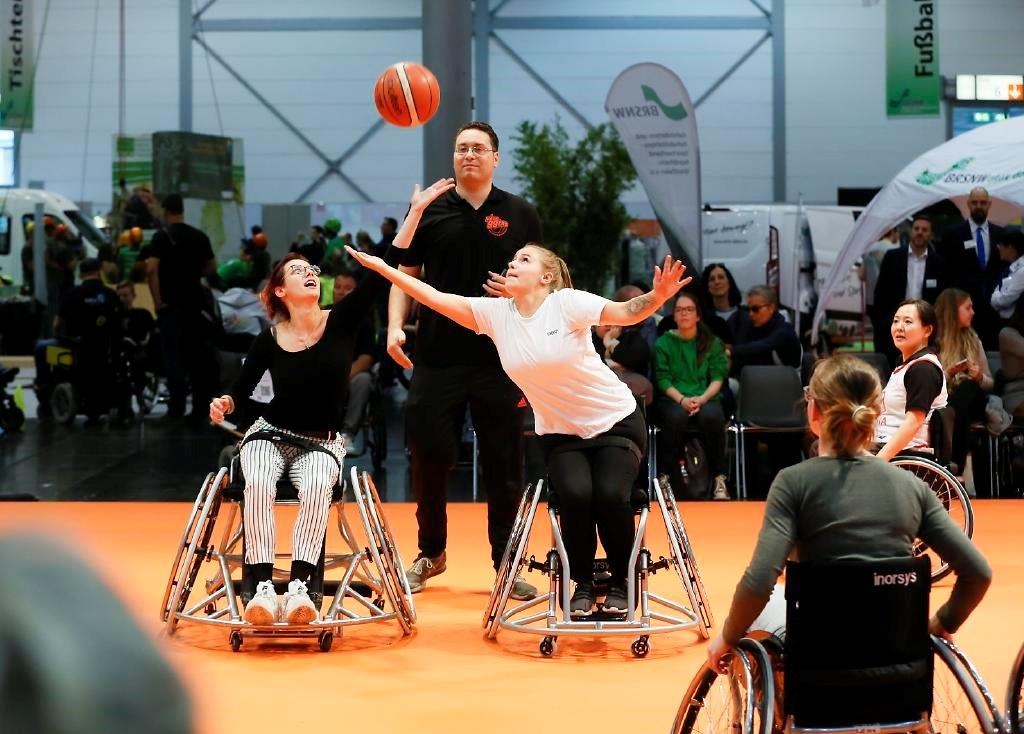 REHACARE vom 14. bis 17. September 2022 in Düsseldorf / Comeback mit vielen Neuheiten und Programmhighlights für Rehabilitation und Pflege