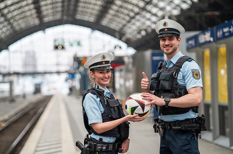 BPOLI MD: Anlässlich der Fußball-EM 2024 - Bundespolizei in Sachsen-Anhalt gibt Hinweise für sichere Reise mit der Bahn