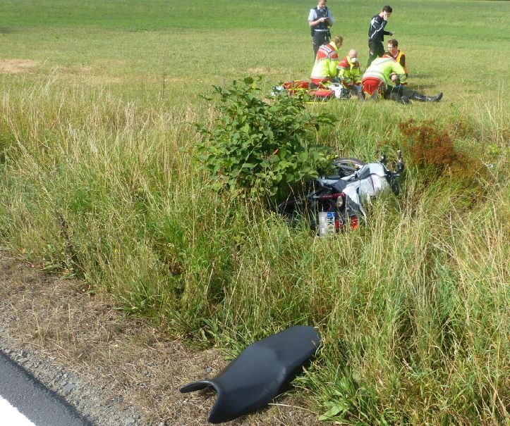 POL-GM: 190820-677: 16-jähriger Fahranfänger verliert Kontrolle und überschlägt sich