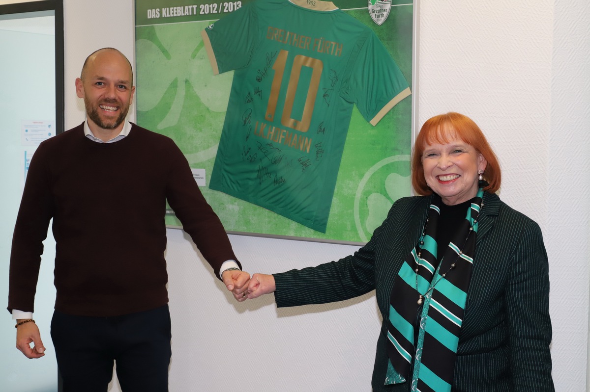 Wir gehen in eine weitere Verlängerung / Hofmann Personal bleibt Hauptsponsor bei der Spielvereinigung Greuther Fürth