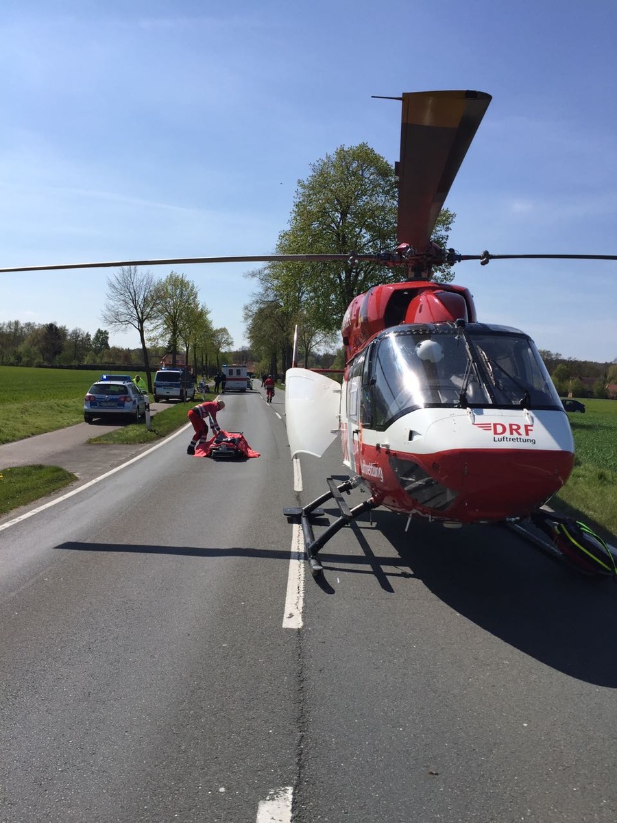 POL-NI: Verkehrsunfall mit schwerstverletzter Motorradfahrerin