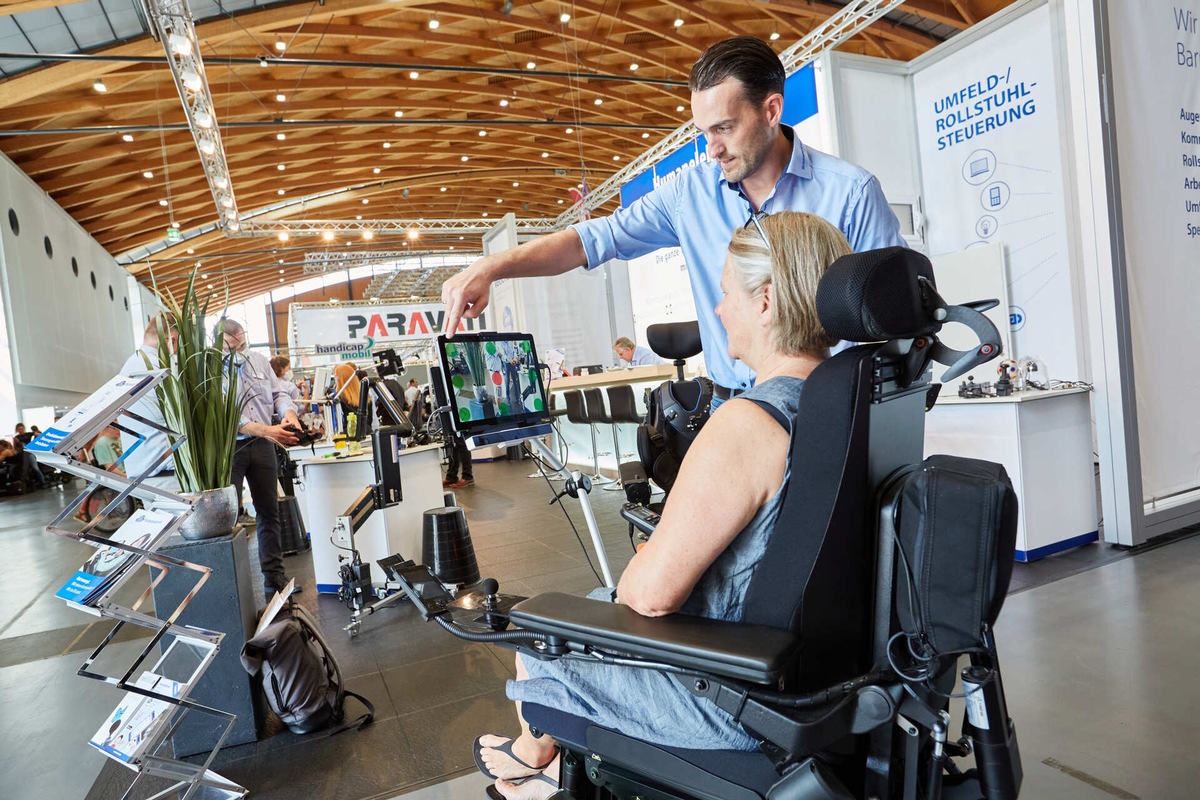 Fachmesse REHAB Karlsruhe startet am Donnerstag / KI, Robotik und assistive Technologien: Rund 300 Anbieter aus 17 Nationen zeigen neueste Hilfsmittel und innovative Therapie- und Pflegeangebote