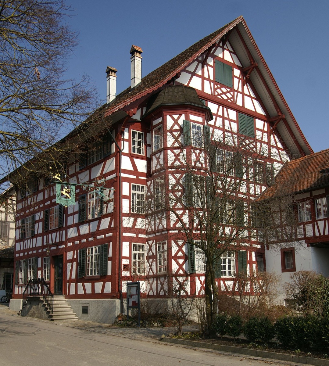 Der Gasthof zum Hirschen in Oberstammheim ist &quot;Historisches Hotel des Jahres 2014&quot; / Das Jugendstil-Hotel Paxmontana in Flüeli-Ranft erhält den Spezialpreis 2014 (BILD)