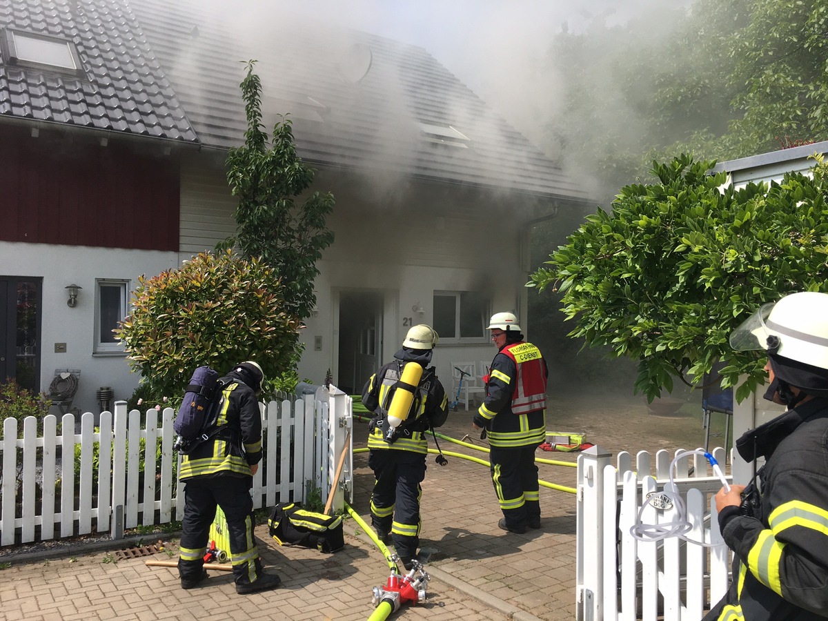 FW-HAAN: Küchenbrand in Wohnhaus am Gustav-Kipp-Weg