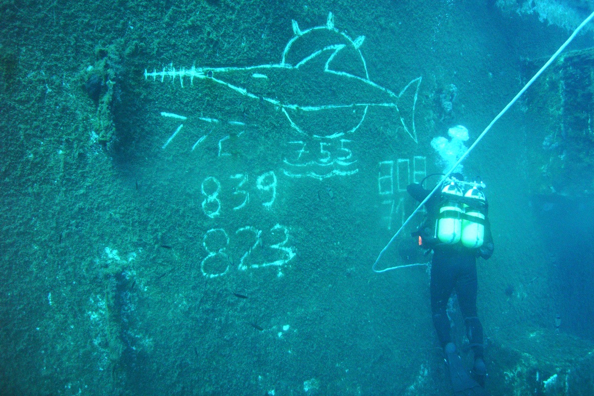 Deutsche Marine - Bilder der Woche: Minentaucher-Graffiti der besonderen Art