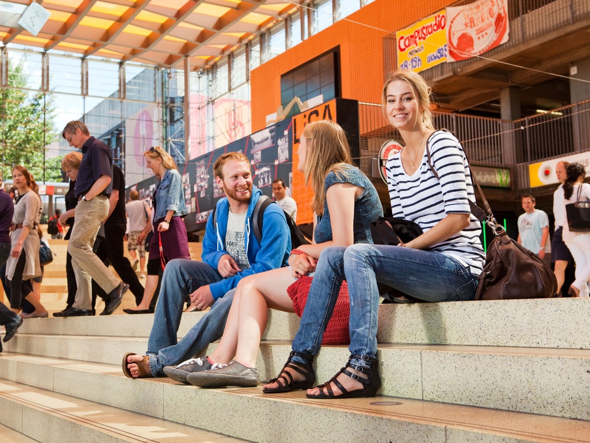 Studienstart zum Sommersemester: Jetzt bewerben!