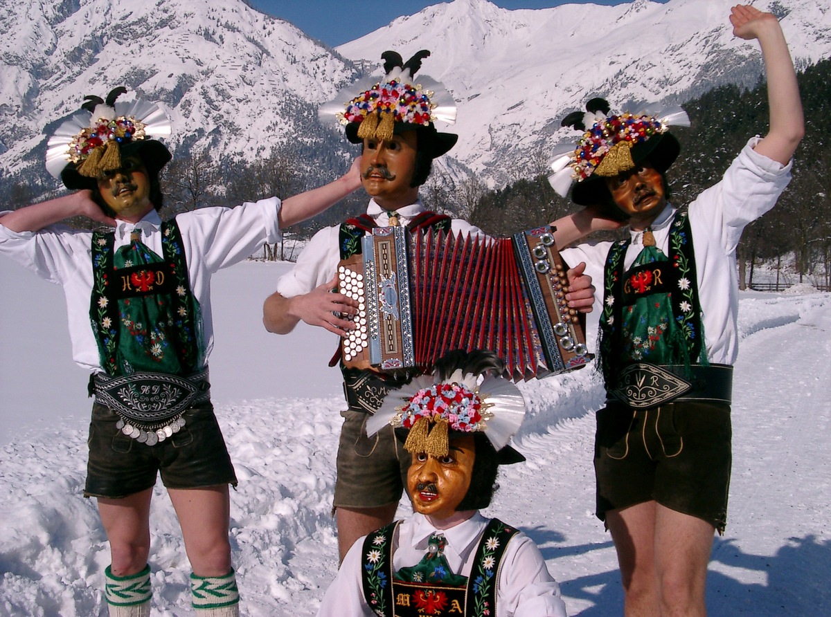 Zauberhafter Winter in der Kristallregion Hall-Wattens - BILD