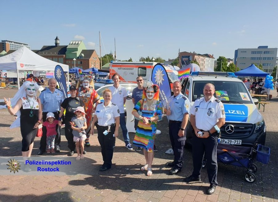 POL-HRO: Christopher Street Day in Rostock