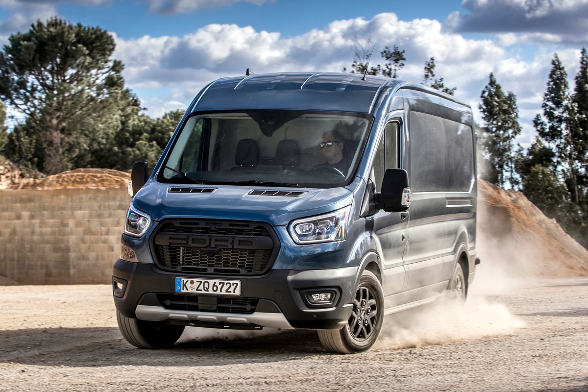 Hart im Nehmen, schick zum Ansehen: Die neuen Transit- und Custom-Ausstattungslinien Trail und Active