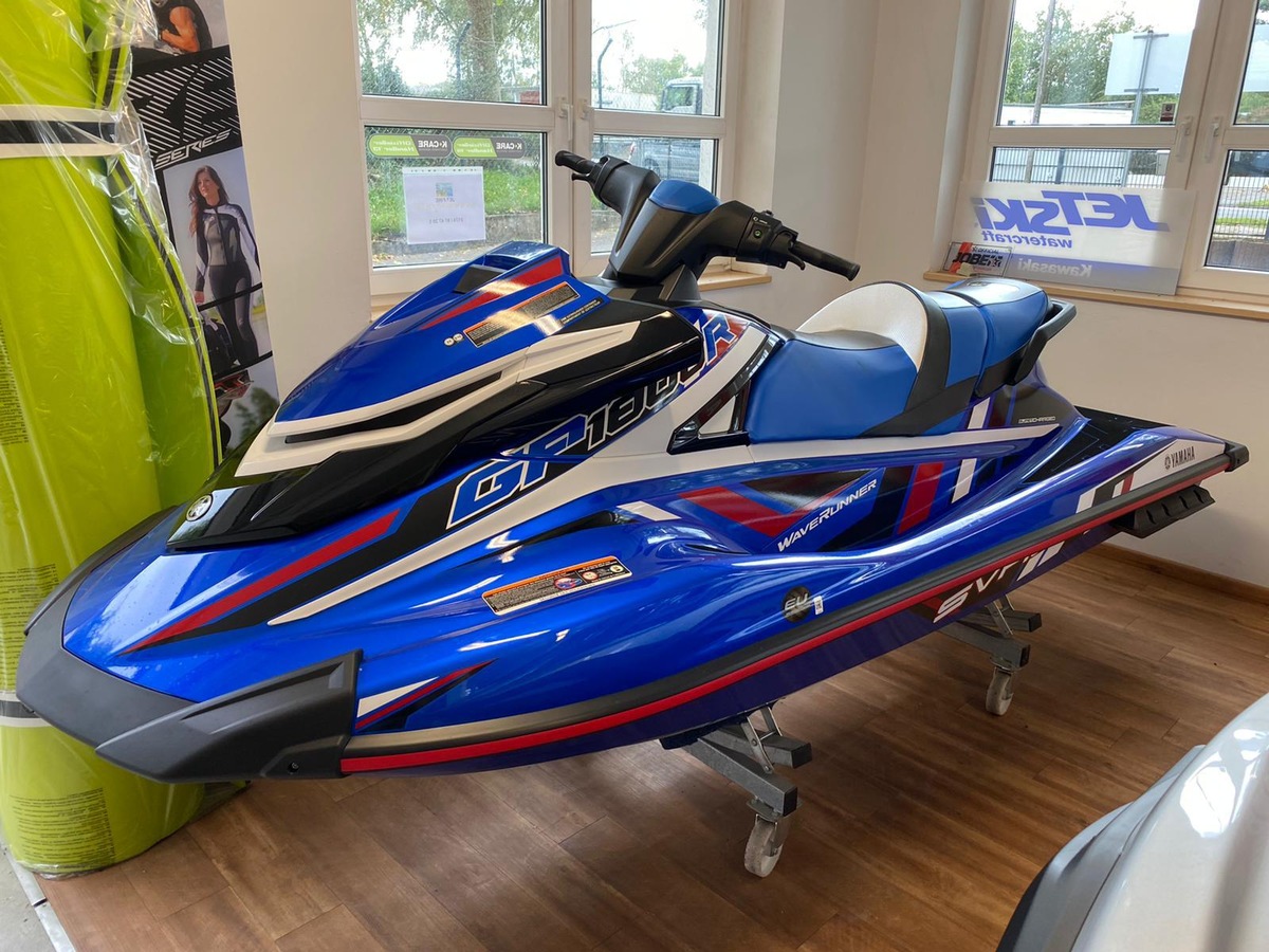 POL-NB: Diebstahl von zwei Wassermotorrädern/Jetski aus der Marina Eldenburg/ Waren (Müritz)