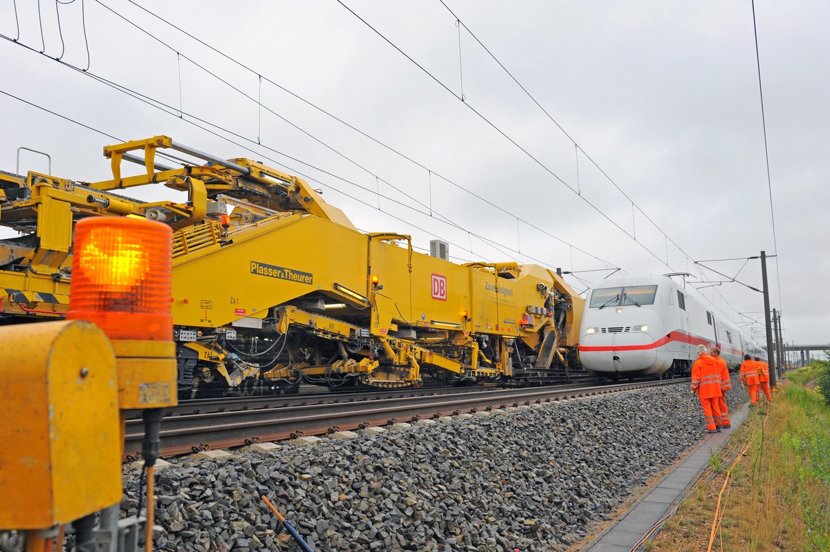 Die Deutsche Bahn stellt für Journalisten eine Auswahl an honorarfreien Pressebildern zur Verfügung (BILD)