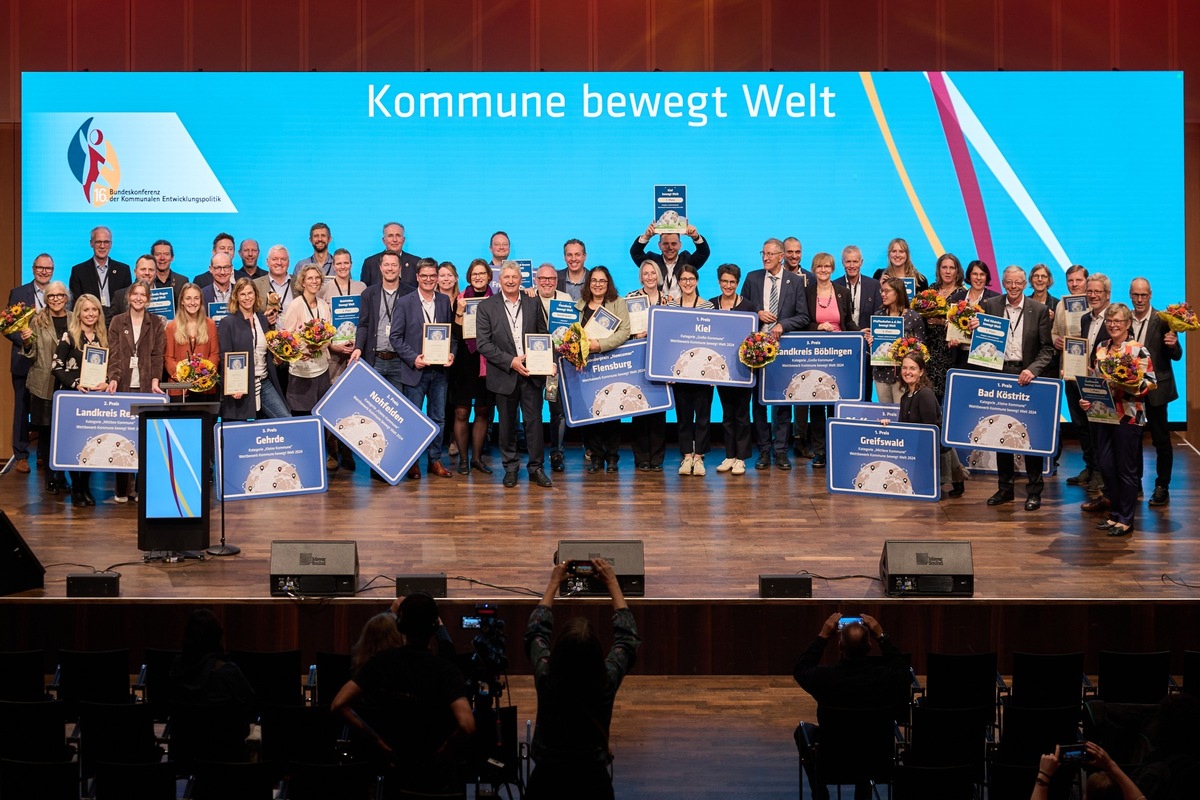 Die Preisträgerinnen des Wettbewerbs für kommunale Entwicklungspolitik 2024 stehen fest: Bad Köstritz, Greifswald und Kiel „bewegen die Welt“