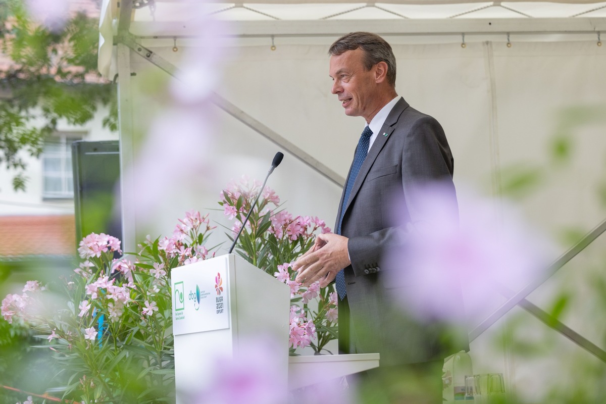 BGL-Frühjahrsumfrage bei über 4.200 Betrieben im Garten- und Landschaftsbau: stabile Auftragssituation, aber weniger Erträge