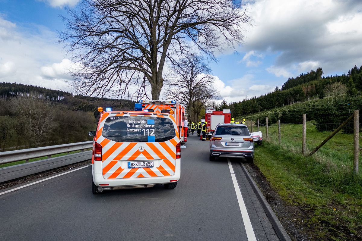 FW Finnentrop: Verkehrsunfall mit einem Todesopfer in Finnentrop-Serkenrode