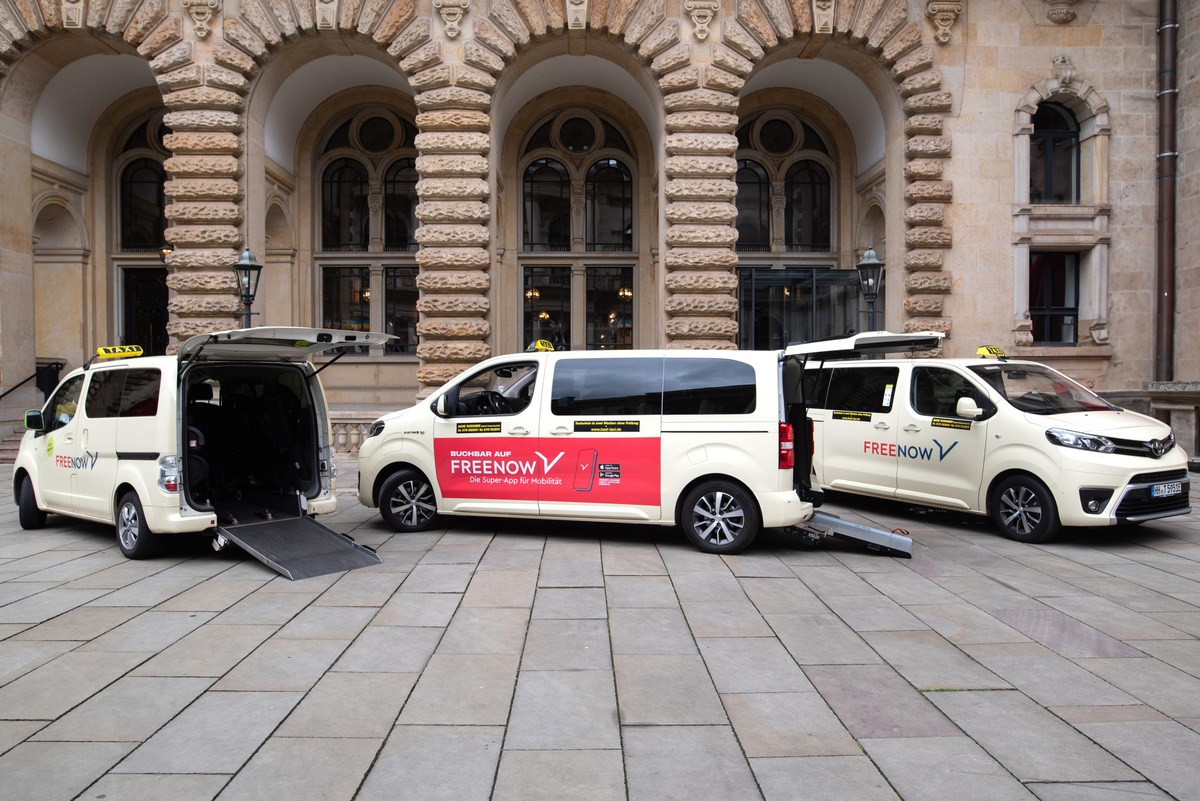 Rollstuhl Taxi jetzt in Hamburg über FREENOW App - mit barrierefreien Fahrzeugen in Hamburg