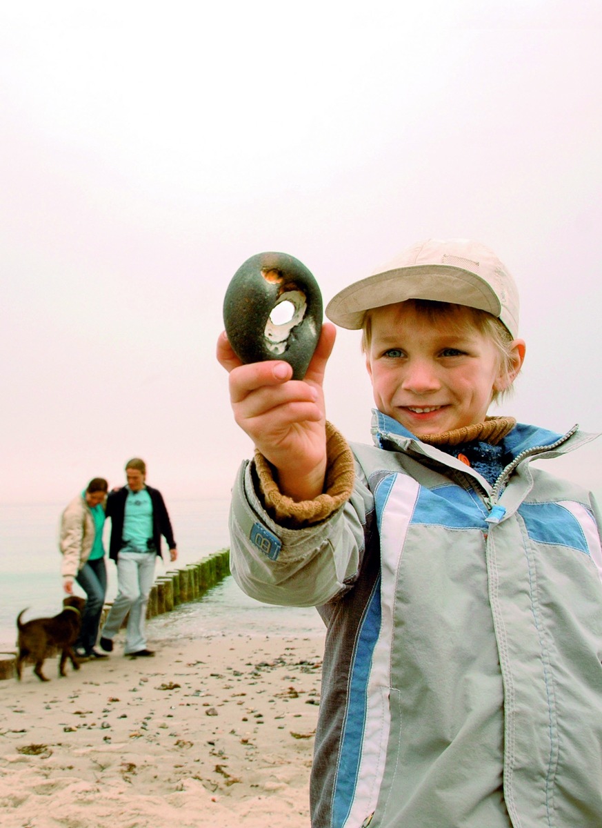 Mecklenburg-Vorpommern profiliert sich als ideales Familienreiseziel / Mecklenburg-Vorpommern unterstreicht Spitzenposition mit erstem eigenen Familienreisekatalog