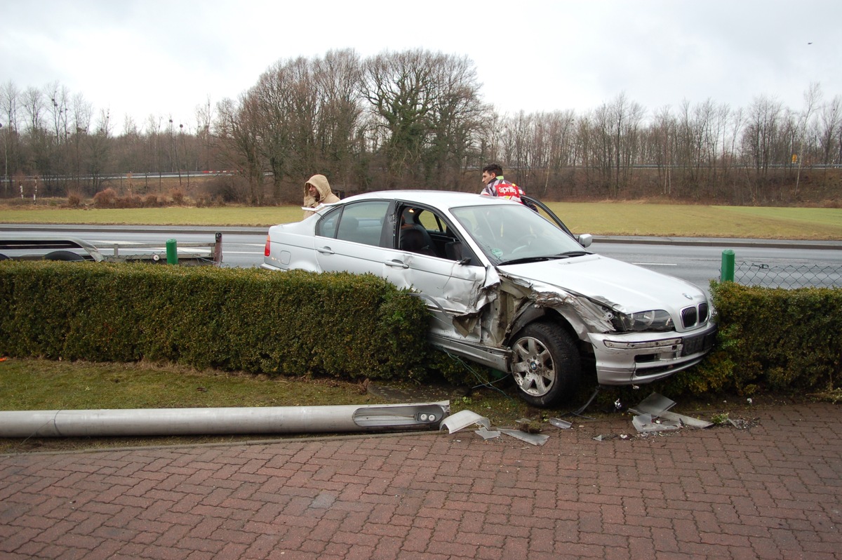 POL-STH: Pressebericht der Polizei Stadthagen für das Wochenende 13./14.03.2010