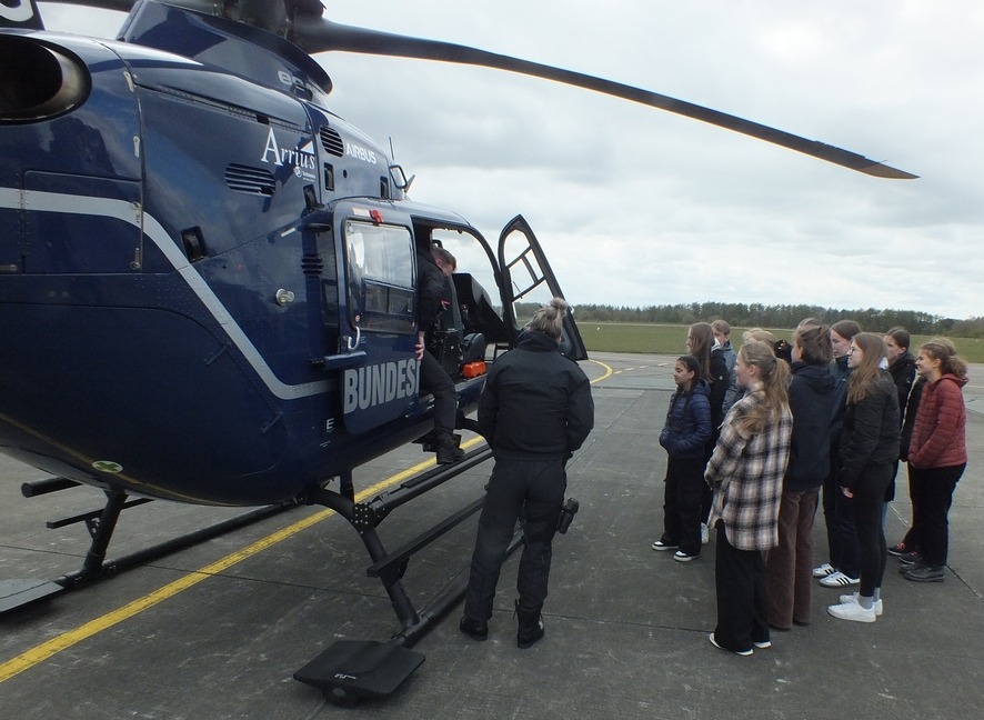 BPOL-FL: Girls Day bei der Flensburger Bundespolizei